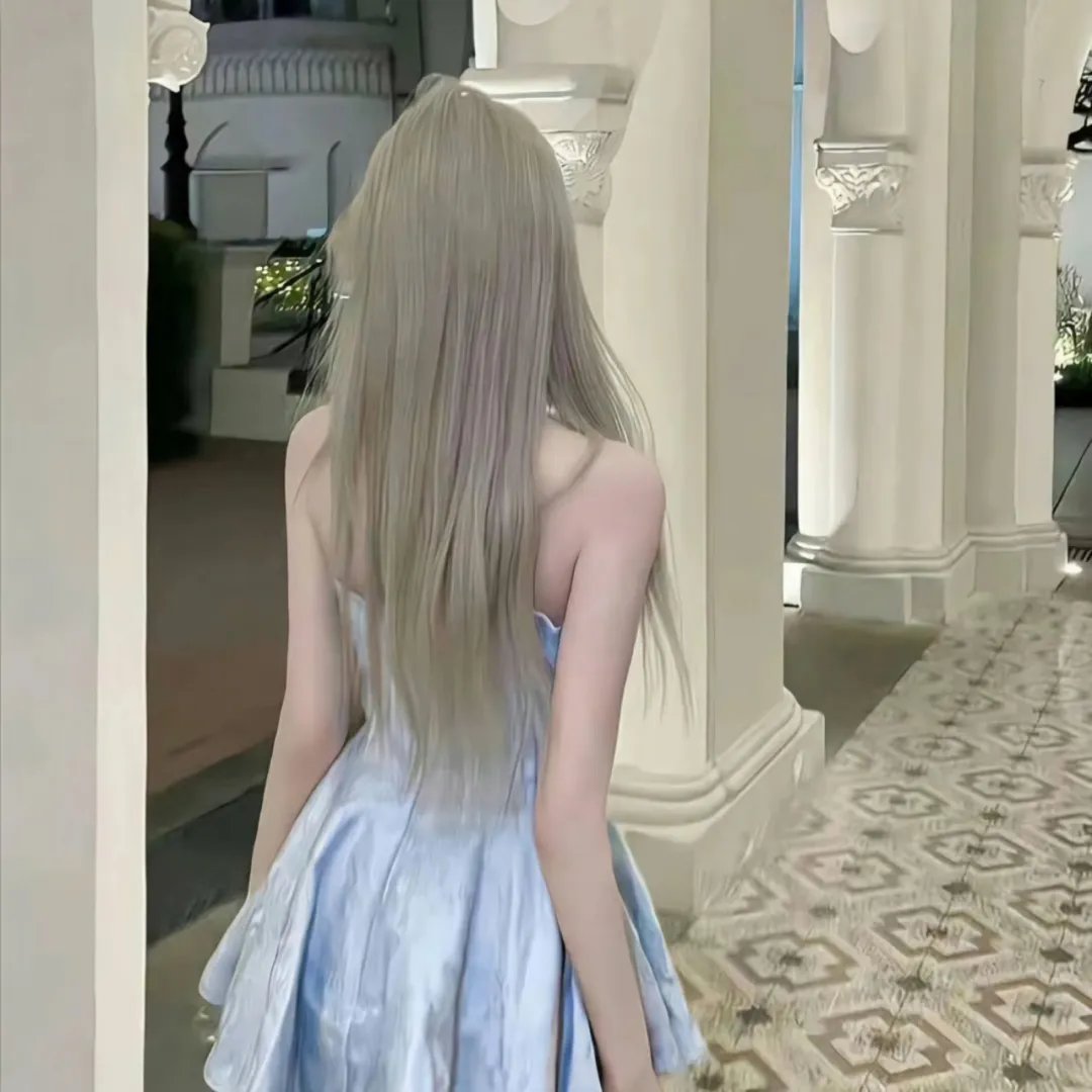 艳妻扮婢记